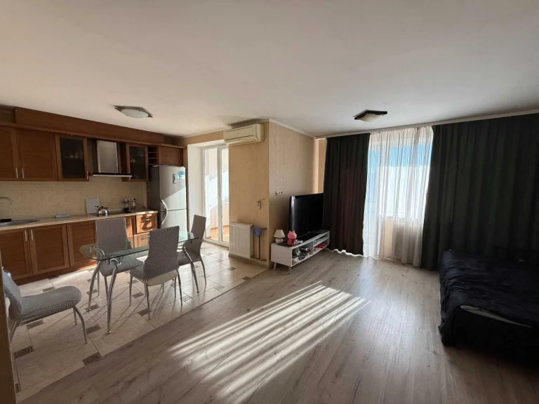 For Sale!! 1 bedroom apartment, Moloychnaya Street 11.