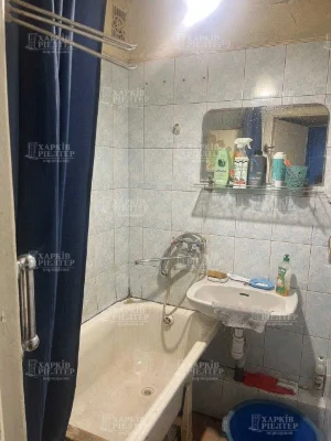2-комнатная квартира 47,5 м², раздельные комнаты, 5/5, рядом метро