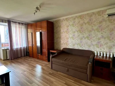 Apartment. Almatinskaya Street, Kyiv