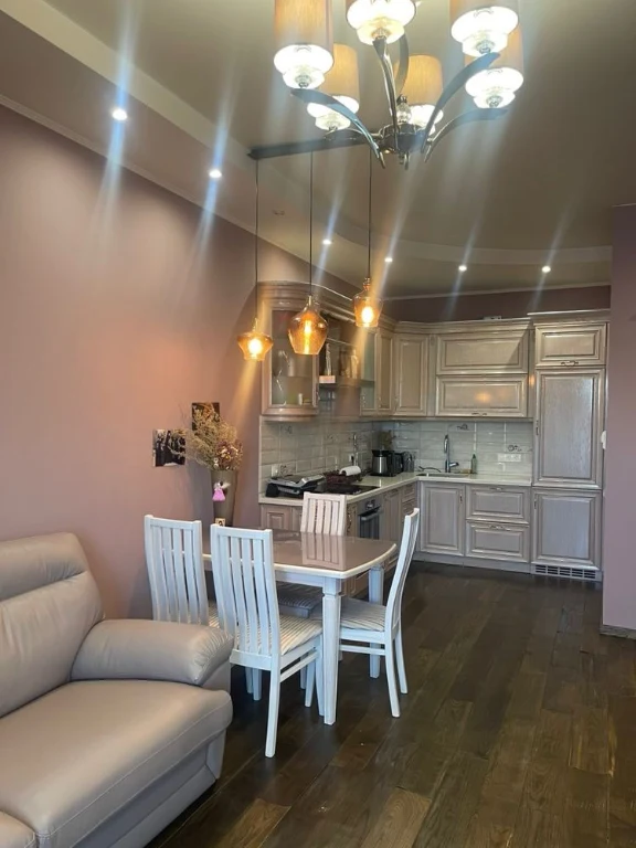 Apartment for Sale at Raisa Okpna Street, 18