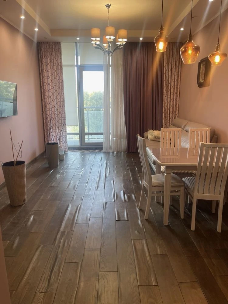Apartment for Sale at Raisa Okpna Street, 18