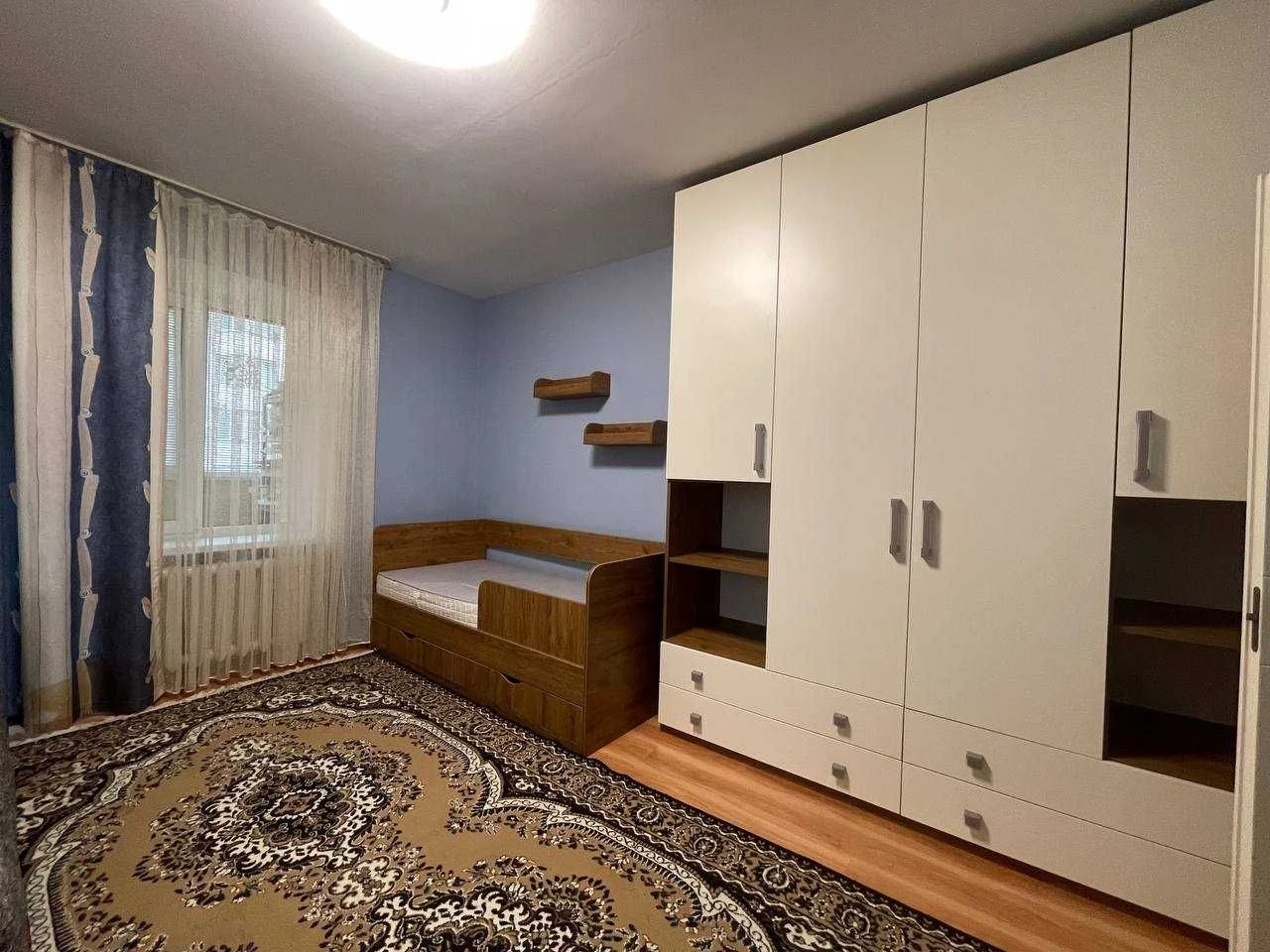 Продаж 3-кімнатній квартири на вулиці Ахматової 33, Позняки