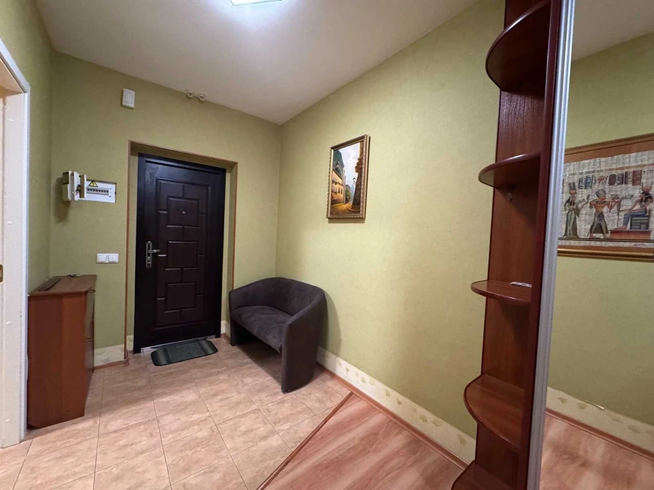 Продаж 3-кімнатній квартири на вулиці Ахматової 33, Позняки