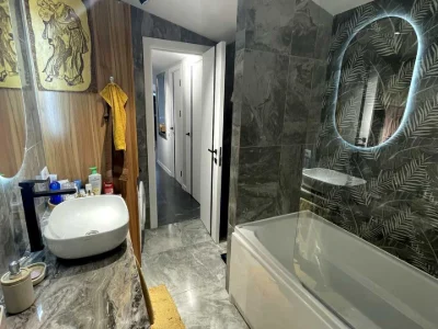 Apartment. Ivano-Frankivsk, Vysochana st.