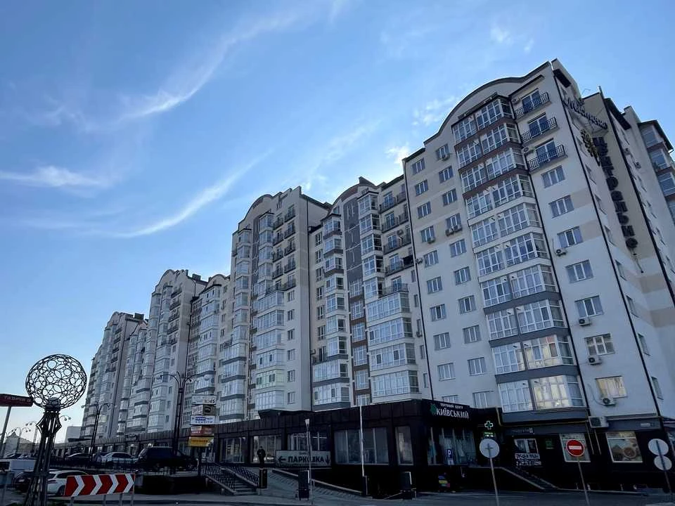 Apartment. Ivano-Frankivsk, Vysochana st.