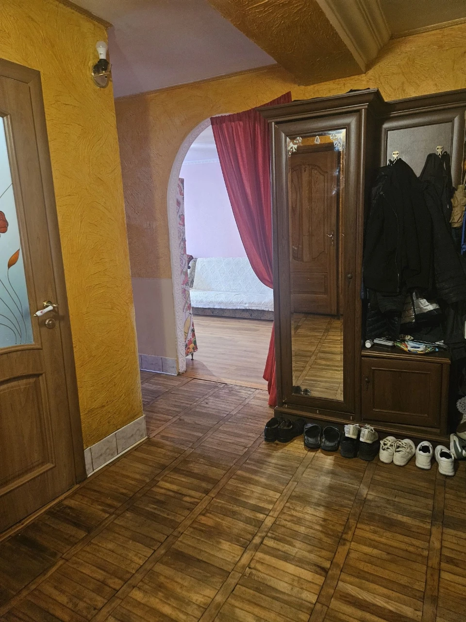 Продажа 3-комнатной квартиры в Ужгороде