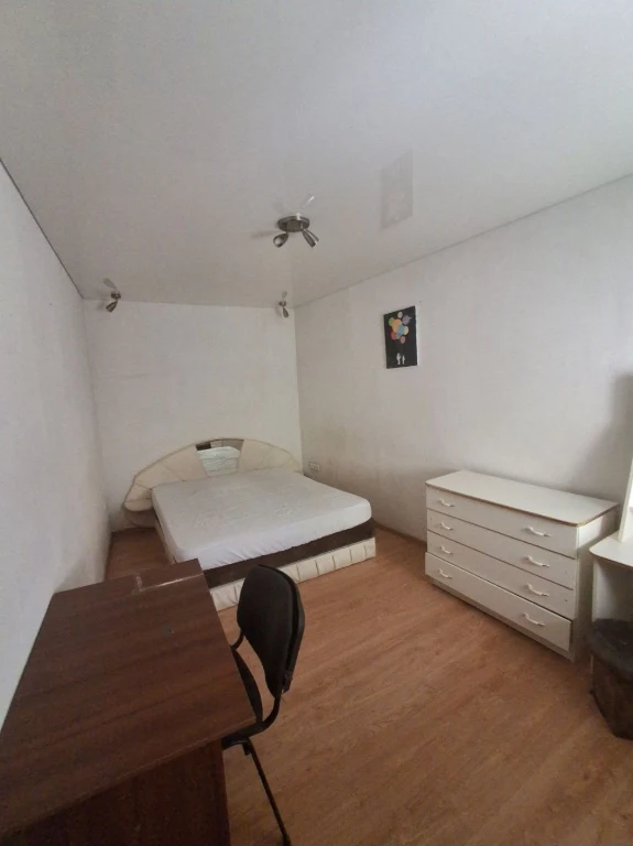 For sale 3-room apartment near Minsk, Deribasivska Street