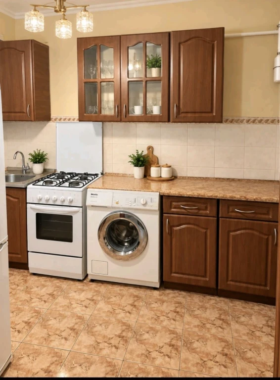 Продам 2-х комнатную квартиру в переулке Ушинского