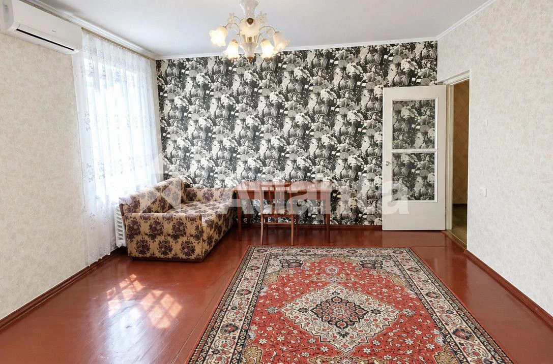 1-кімнатна на Балківській — 40,2 м², 2 лоджії, 10 хв до Цент