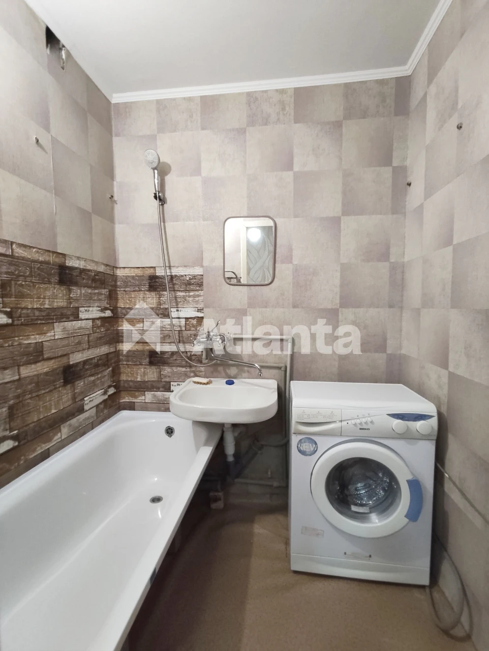 1-кімнатна на Балківській — 40,2 м², 2 лоджії, 10 хв до Цент