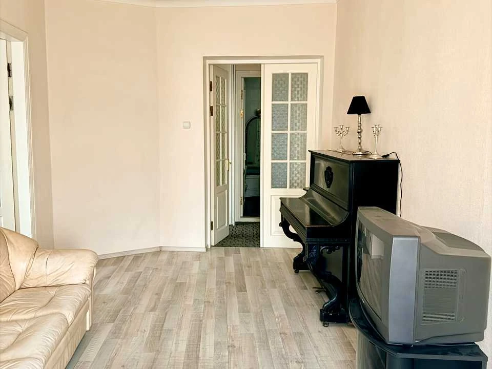 Apartment. Mechnikova st.