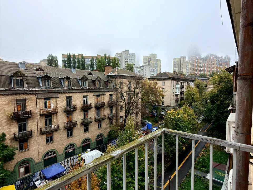 Apartment. Mechnikova st.