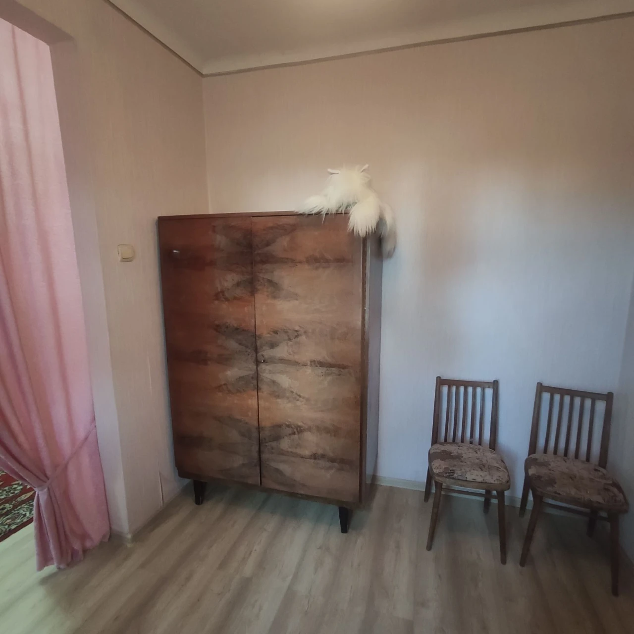 For Sale by Owner, NO Commission, 1-bedroom apartment, 38 sq m, 2nd floor, GAS