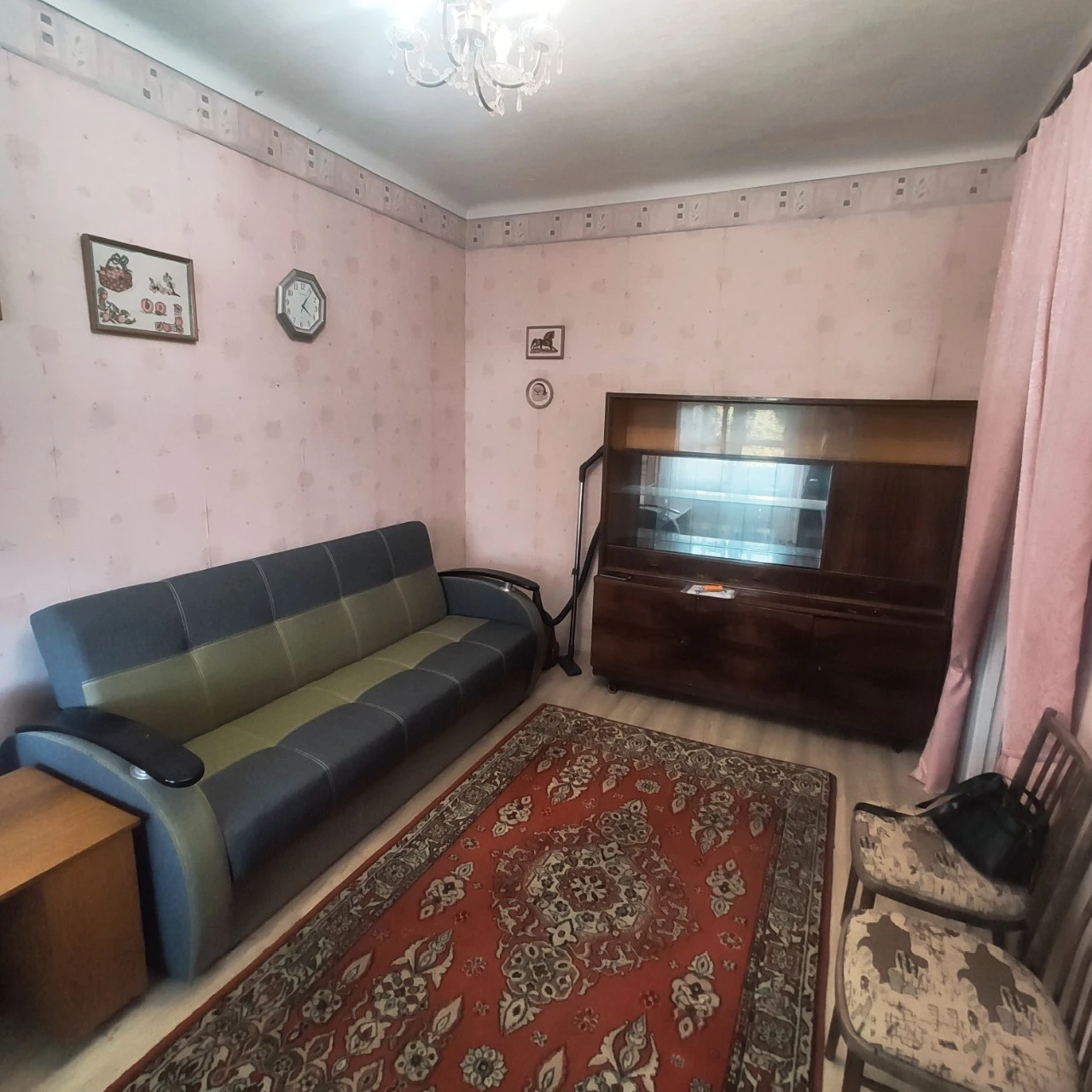 For Sale by Owner, NO Commission, 1-bedroom apartment, 38 sq m, 2nd floor, GAS