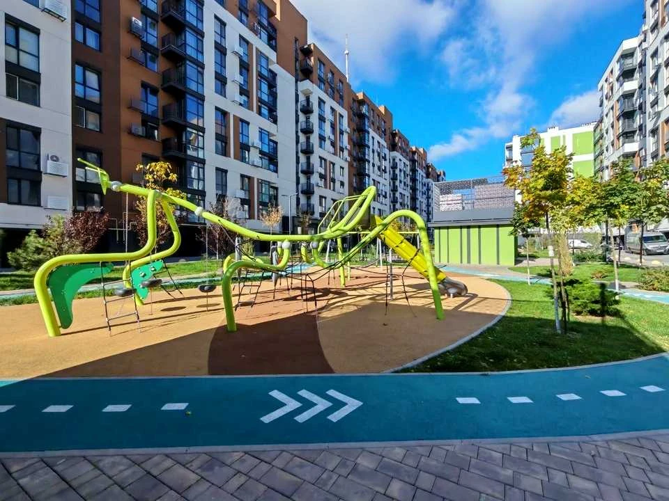 Квартира. Винница, улица Пряведников Света