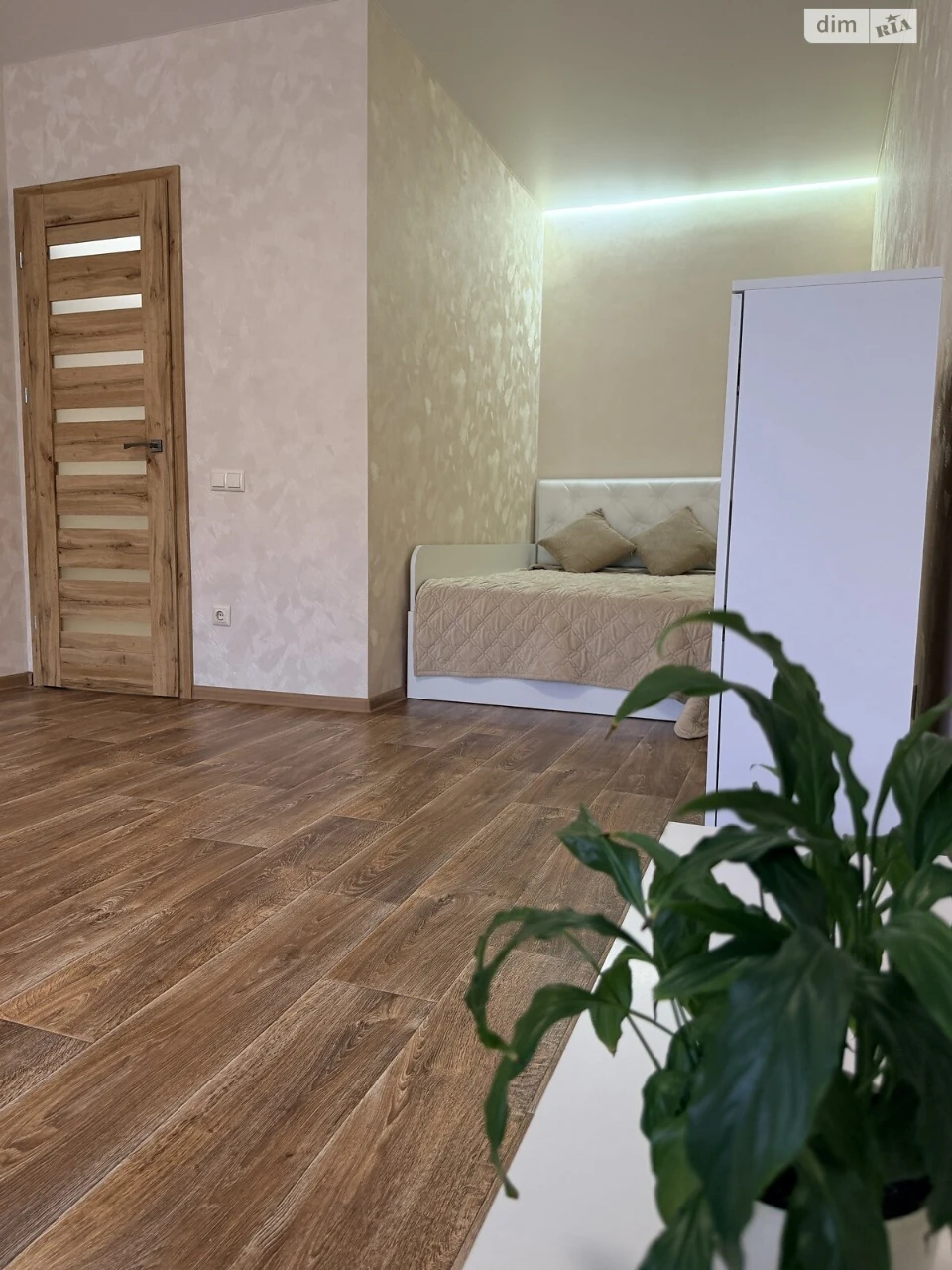Продаж Квартира Виставка