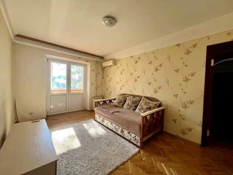 Apartment. Raisa Okipnaya Street, Kyiv