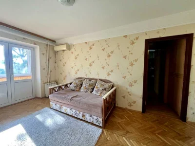 Квартира. Київ, вулиця Раїси Окіпної