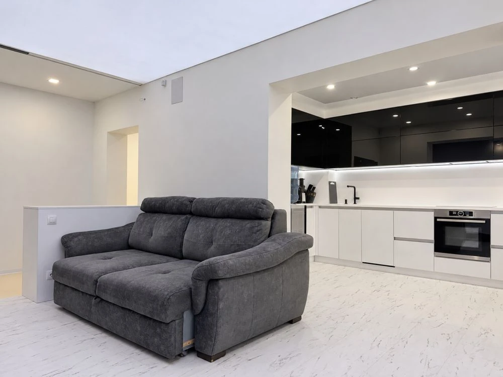 3-room apartment renovated, Ruban Street