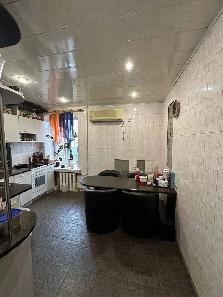 Spacious 5-bedroom apartment on Central Boulevard 27, 116 sq.m