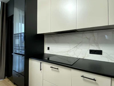 Apartment. Ivano-Frankivsk, Belvederska st.