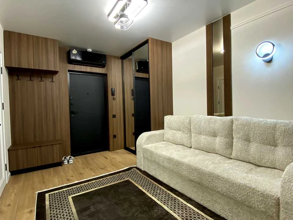 Apartment. Ivano-Frankivsk, Belvederska st.