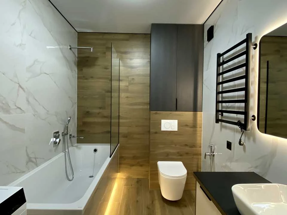 Apartment. Ivano-Frankivsk, Belvederska st.