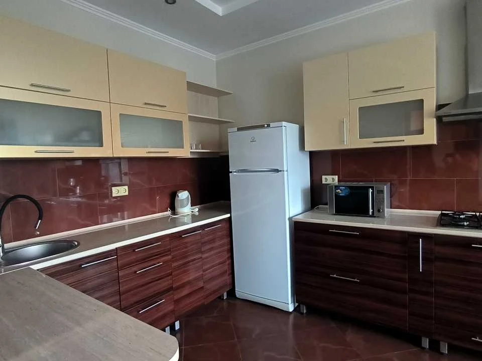Квартира. Івано-Франківськ, вулиця Андрія Мельника