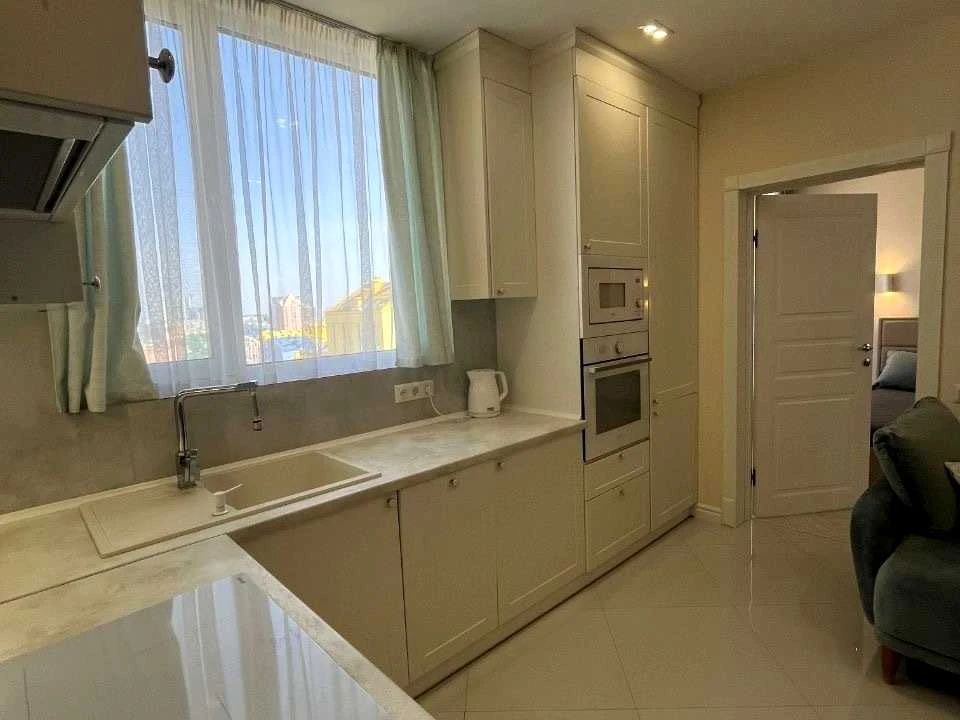 Apartment. Sobornosti Prospect, Kyiv