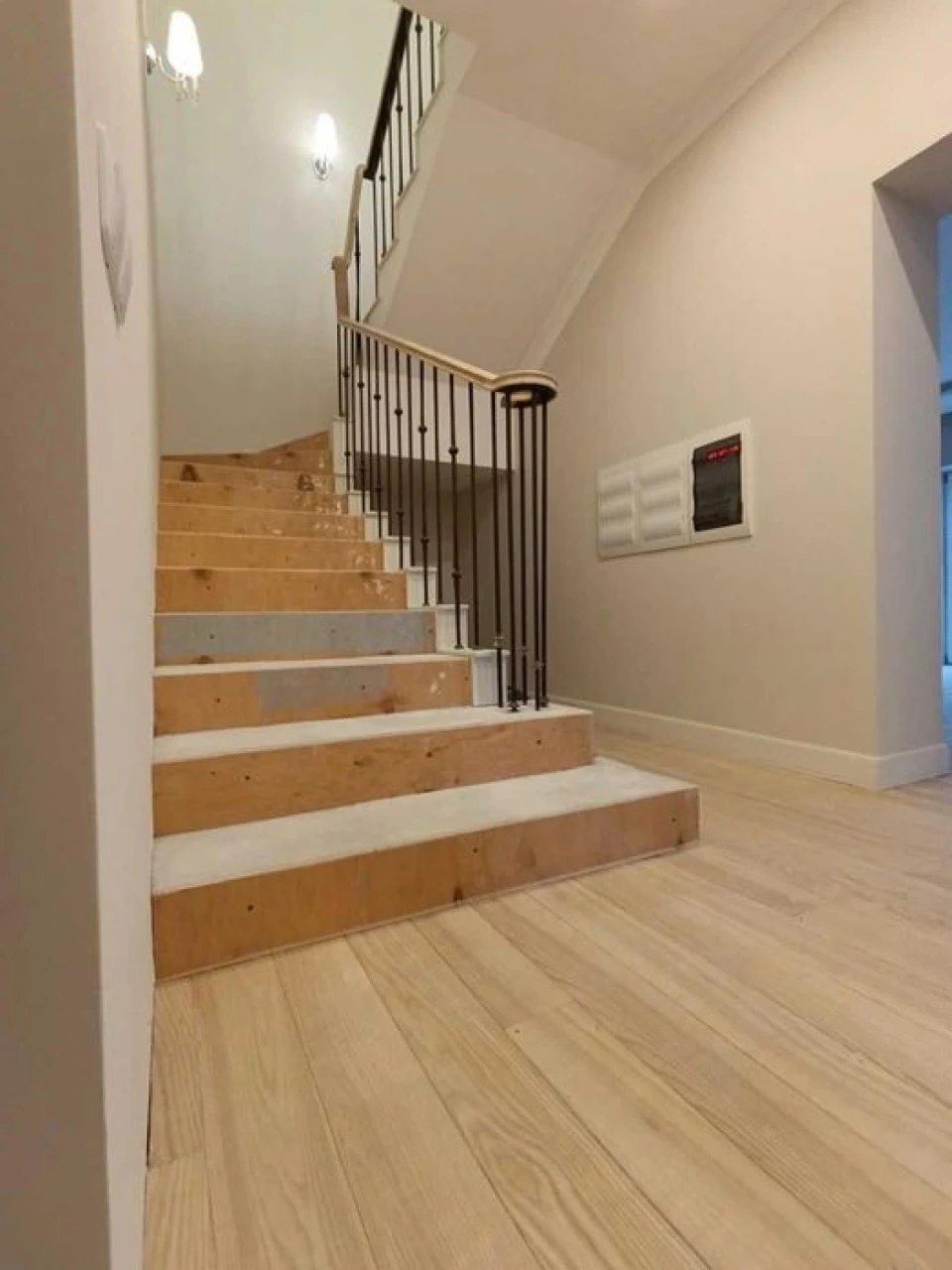 Sale of a NEW HOUSE in Soivion, 170 m², 4 bedrooms