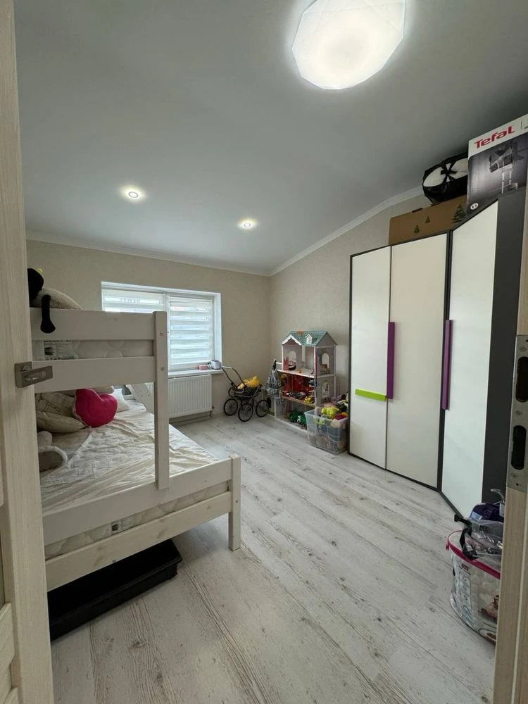 Sale of the cheapest 3-room apartment with renovation in a new building!