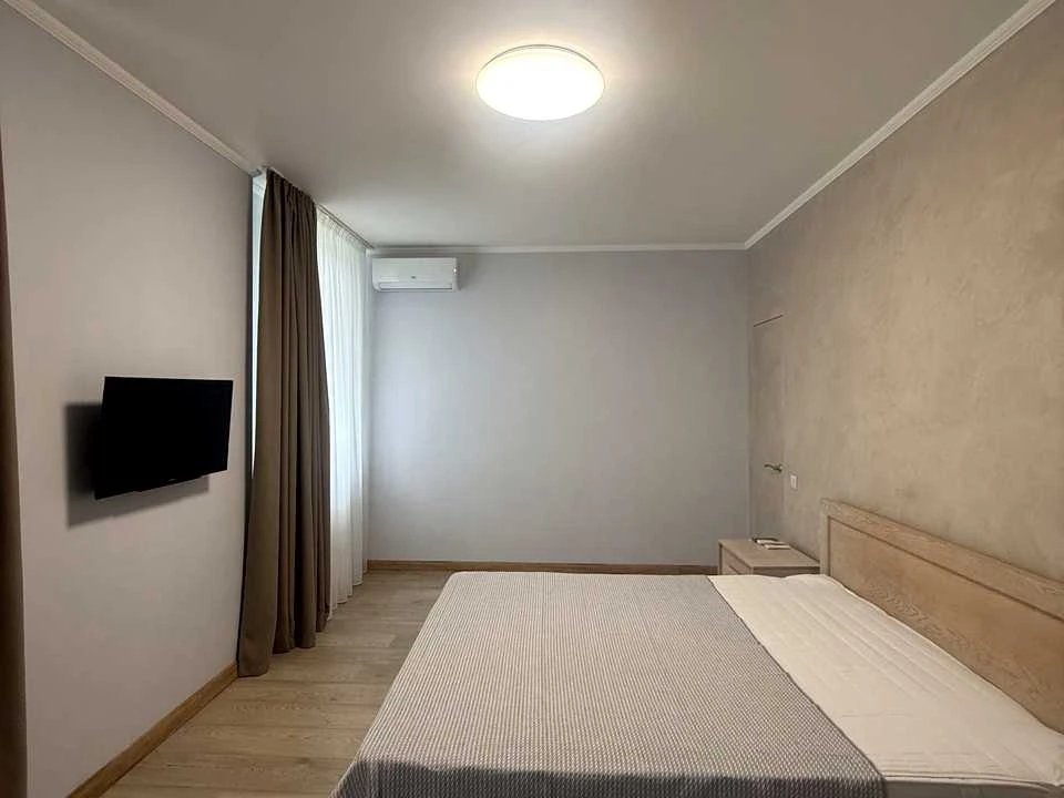Apartment. Anna Akhmatova st.