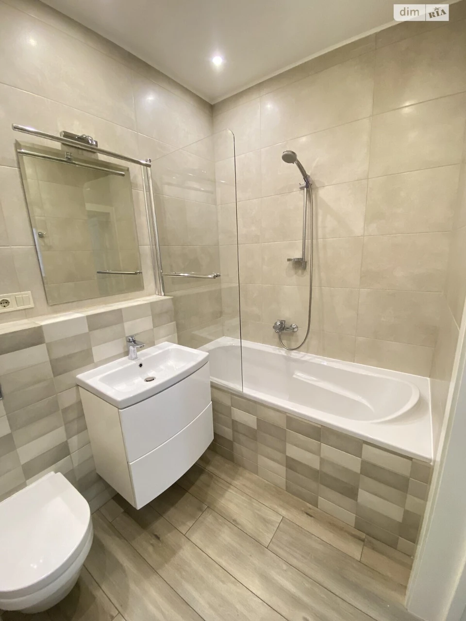 Apartment for Sale - Sapernoye Pole