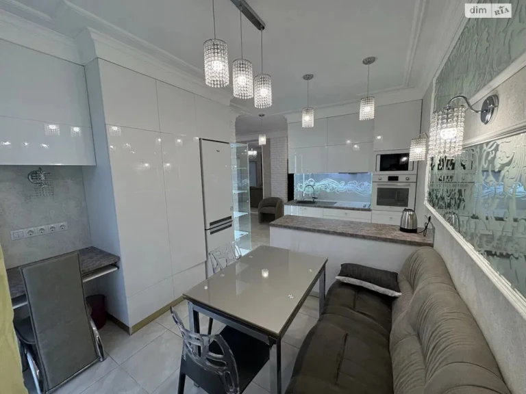 Apartment for Sale: Dnipro
