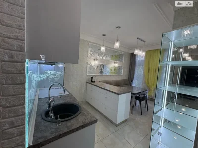Продаж Квартира Дніпровський