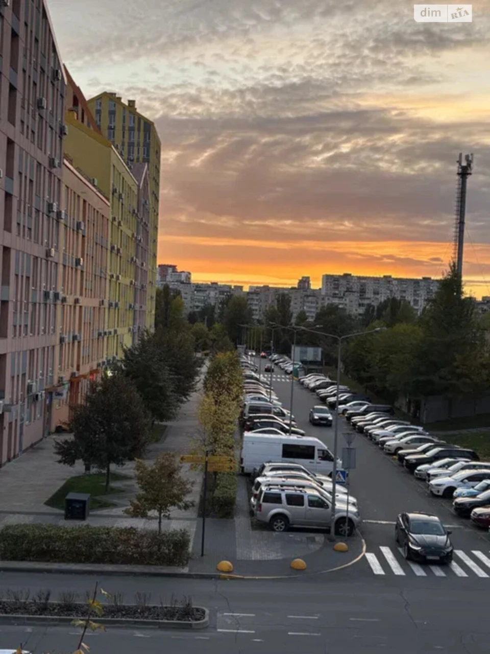 Продаж Квартира Дніпровський