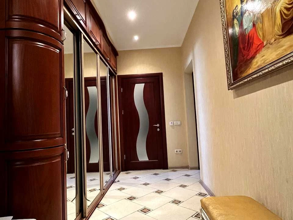 Apartment. Вознесенская st., Dnipro