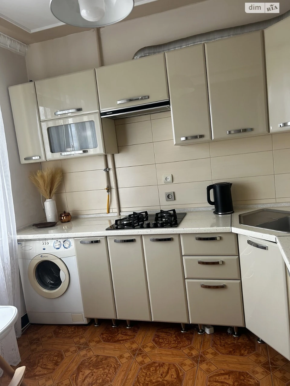 Long Term Rental Apartment Santa Barbara