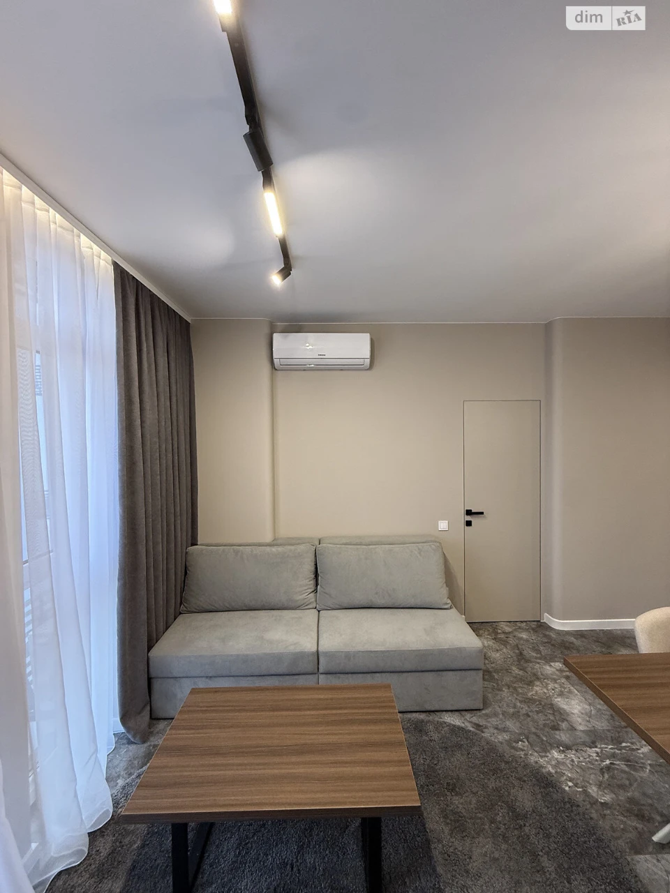 Sale of Apartment in Holosko