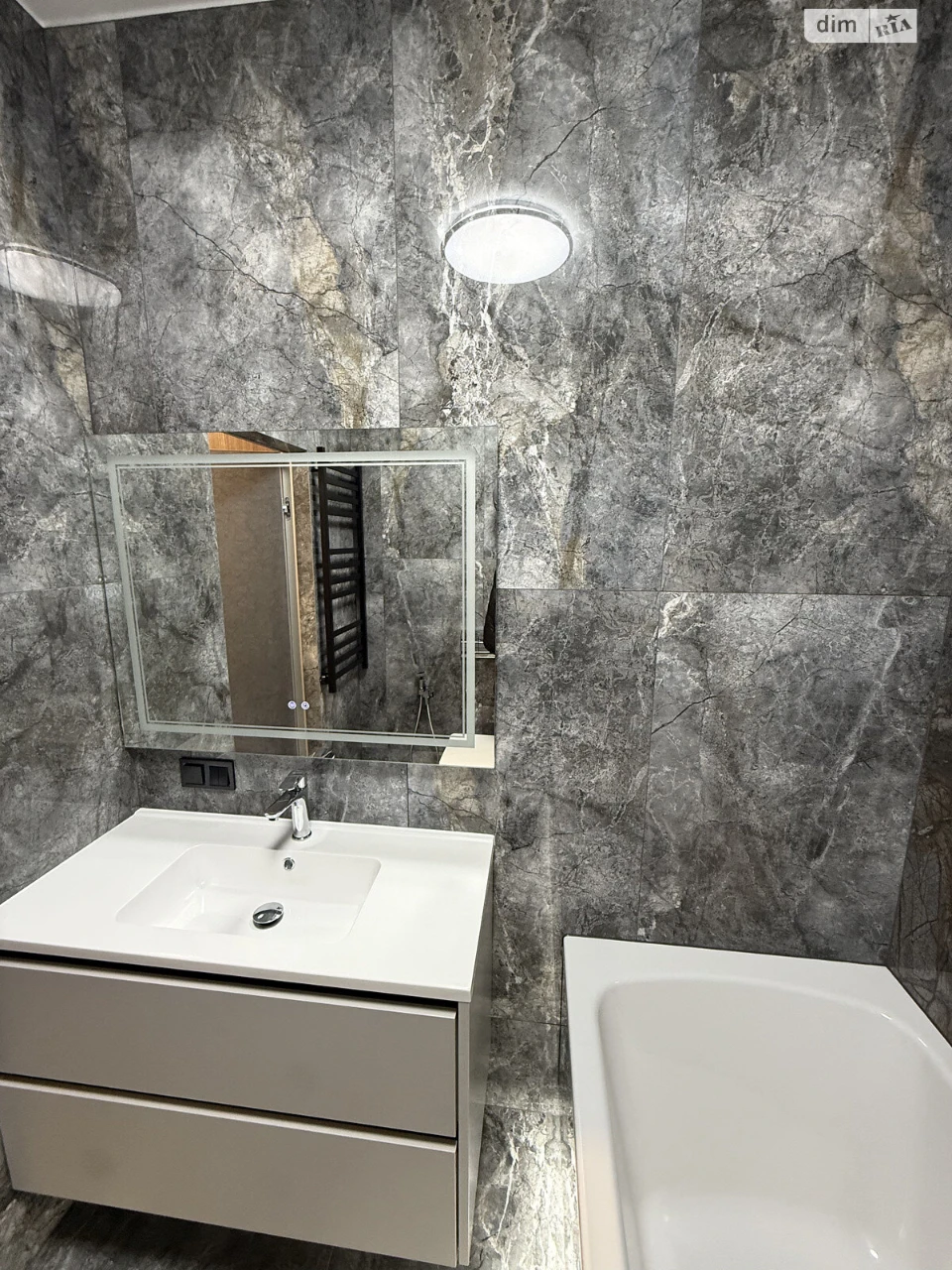 Sale of Apartment in Holosko