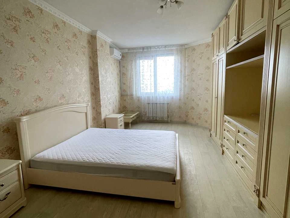 Квартира. Київ, Вадима Гетьмана вул.