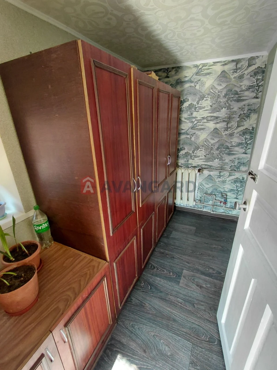 Уютный дом 50 м² с удобствами и гаражом.