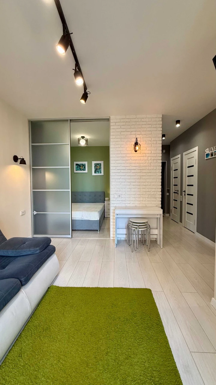 • EURO-DUO apartment for sale in the "Yaskravy" residential complex, Sim'yi Street
