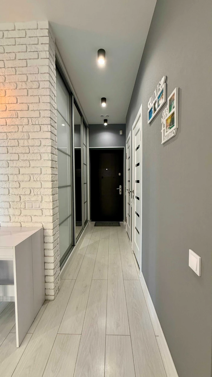 • EURO-DUO apartment for sale in the "Yaskravy" residential complex, Sim'yi Street