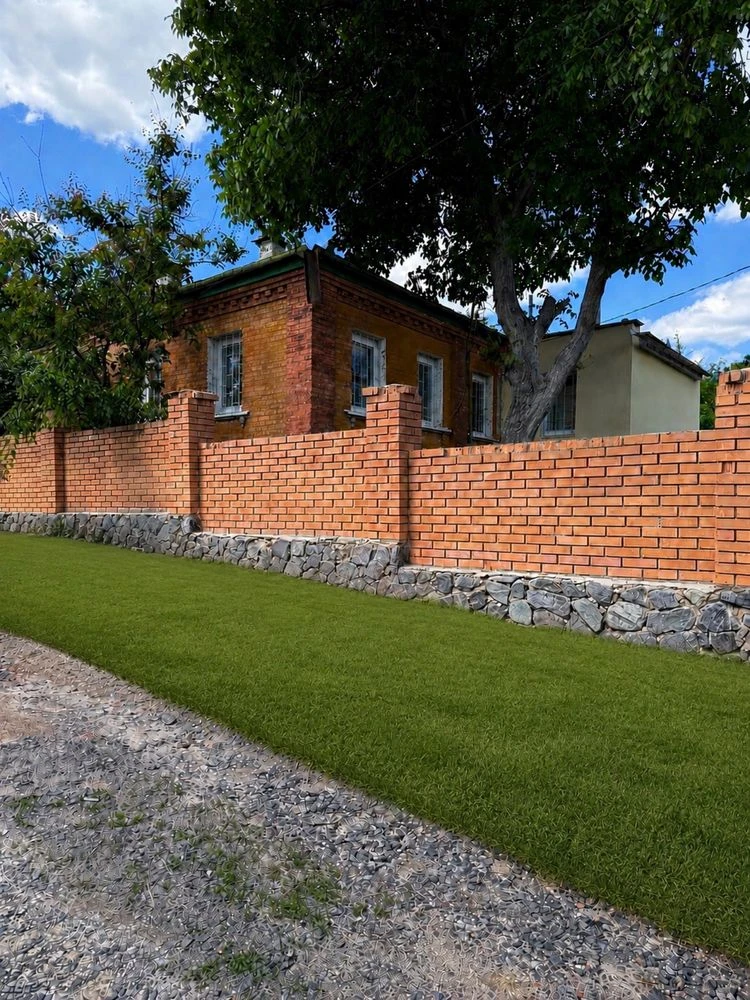 2 окремі + холл , частина будинку 53м² з власним і спільним