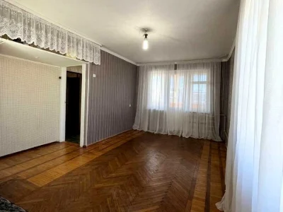 Квартира. Харків, Каденюка вул.