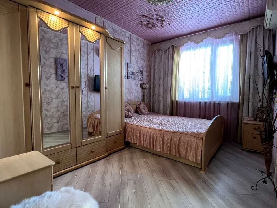Apartment. Yan Chervonoho Street, Kharkiv.