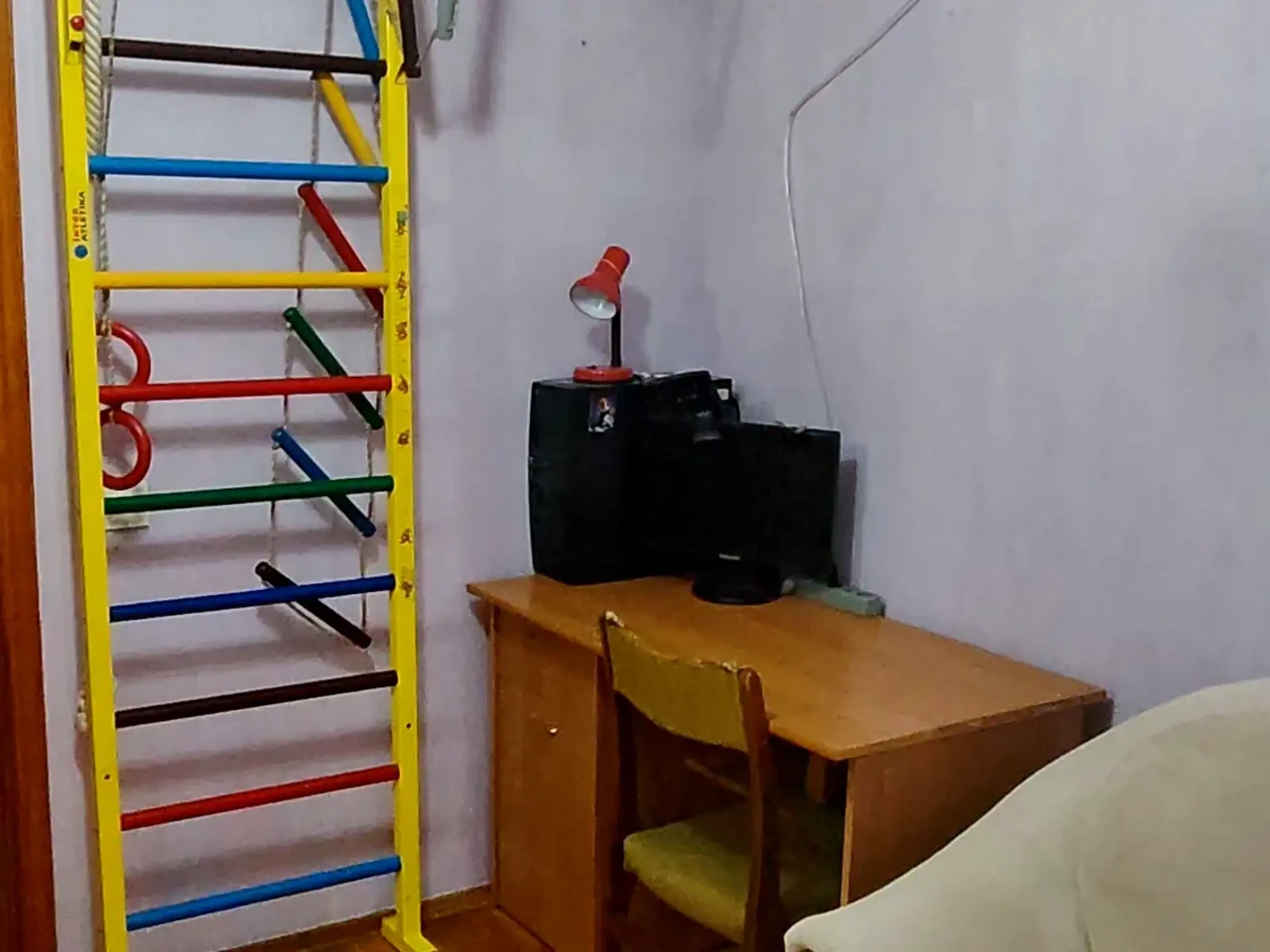 Rent 2-room apartment 50 sq.m. 9th floor