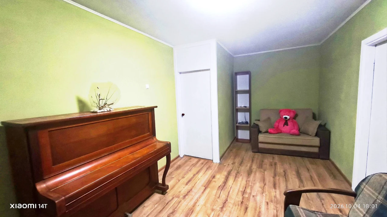 No commission! Cozy 2-room apartment (gas, electricity on one line with hospital)