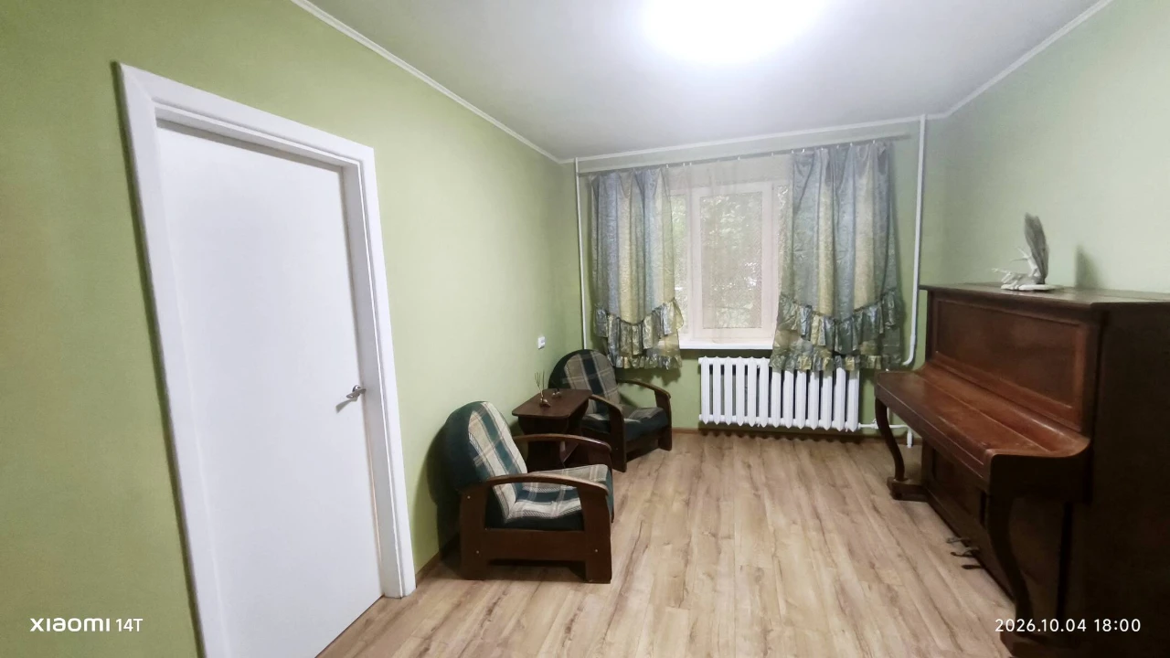 No commission! Cozy 2-room apartment (gas, electricity on one line with hospital)